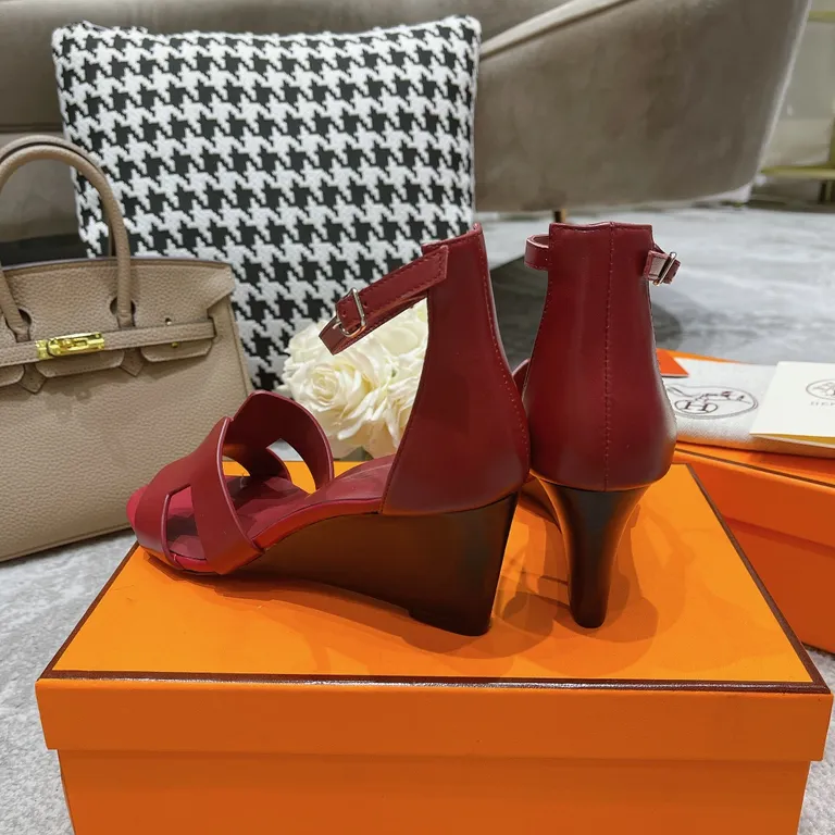 Hermes Shoe 